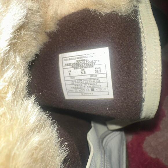 White and brown merrell boots - Picture 5 of 6